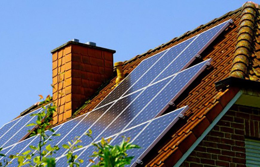 energia-solar-beneficios-para-condominios-620x3601-870x560